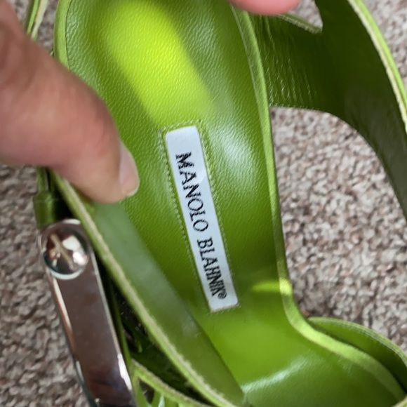 MANOLO BLAHNIK SATIN HEELS - Picture 7 of 14